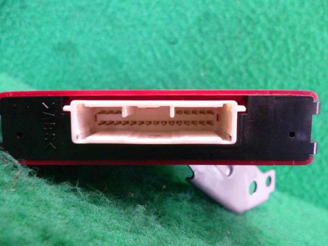 Electrical Component TOYOTA Prius 2006 DAA-NHW20 — photo 3