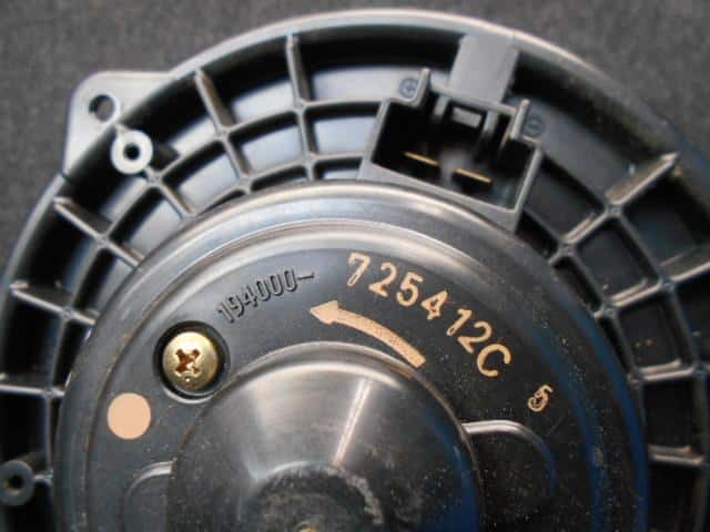 Blower Motor HONDA Step Wagon 2001 LA-RF3 — photo 3