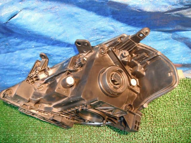 Right Headlight NISSAN Tiida 2004 DBA-C11 — photo 5