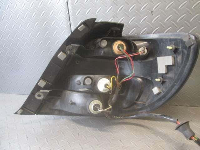 Left Tail Light SUBARU Impreza 2001 LA-GG3 — photo 3
