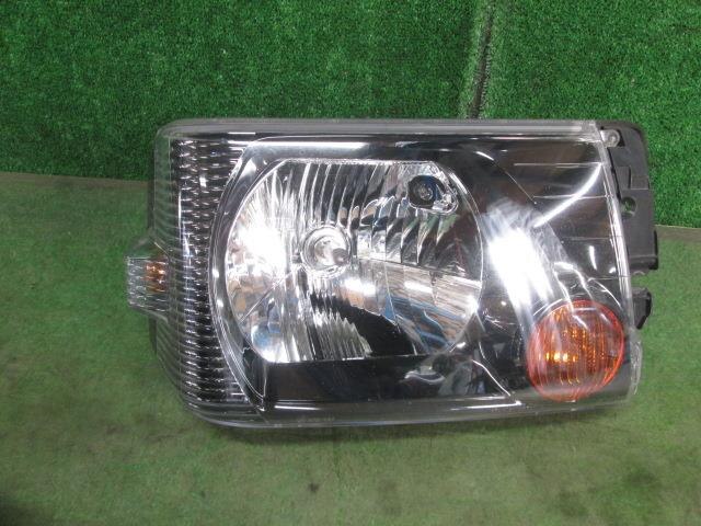 Right Headlight NISSAN Clipper 2005 GBD-U72 — photo 2