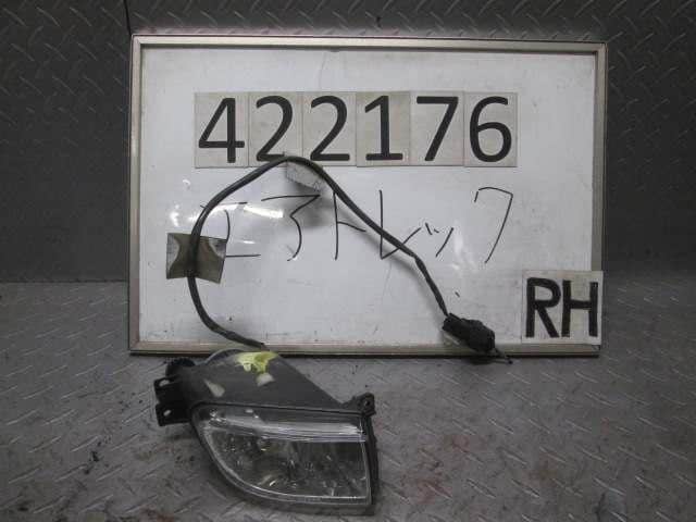 Right Fog Light MITSUBISHI Airtrek 2001 LA-CU2W — photo 1