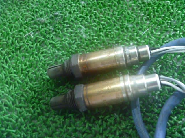 O2 Sensor FORD Ford explorer 1997 E-1FMXSU34 F78F9F472EB — photo 2