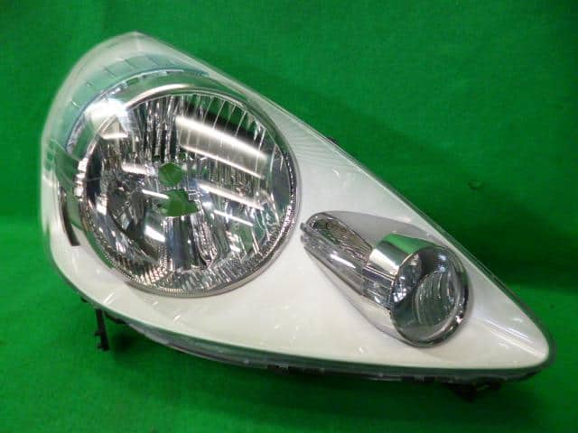 Right Headlight HONDA Fit 2004 DBA-GD1 — photo 1