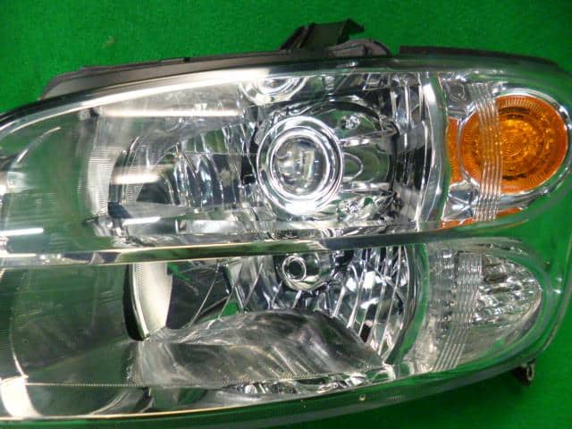 Left Headlight NISSAN Stagea 2004 GH-M35 260757W000 — photo 3