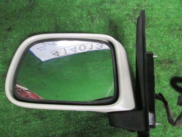 Left Side Mirror HONDA Life Dunk 2001 — photo 3