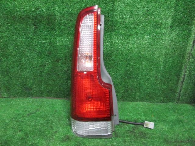 Left Tail Light HONDA Life Dunk 2003 — photo 2
