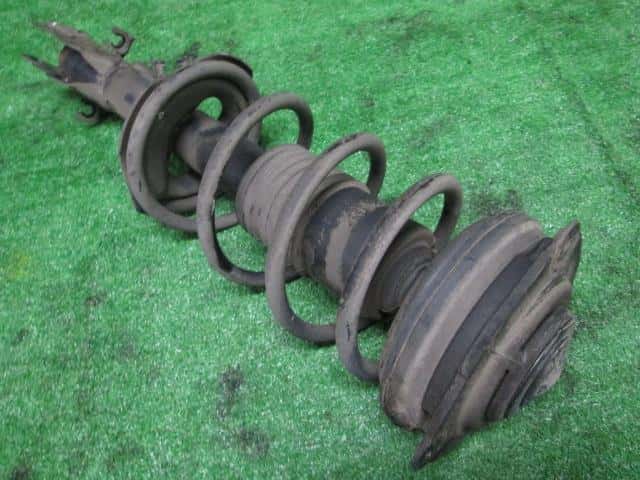 Front Left Strut NISSAN Tiida Latio 2006 DBA-SNC11 — photo 2