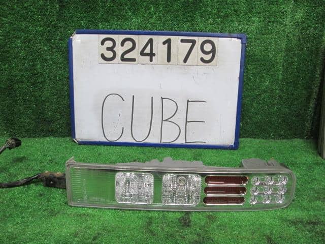 Right Tail Light NISSAN Cube 2007 DBA-BNZ11 — photo 1