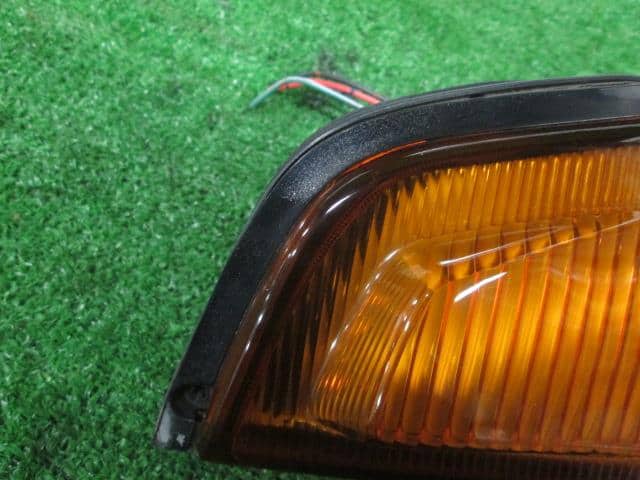 Right Side Marker Light MAZDA 1992 — photo 3