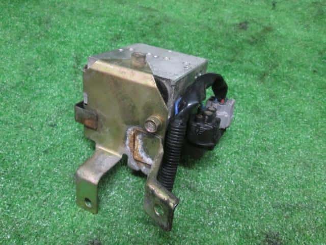 ABS Actuator MITSUBISHI eK Wagon 2001 LA-H81W — photo 3