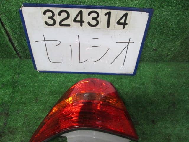 Left Tail Light TOYOTA Celsior 2000 UA-UCF31 — photo 1