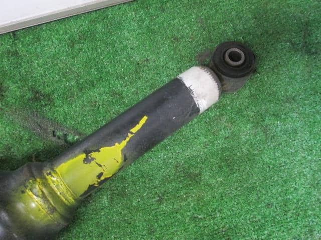 Front Right Strut TOYOTA Crown Majesta 1991 E-UZS141 — photo 3