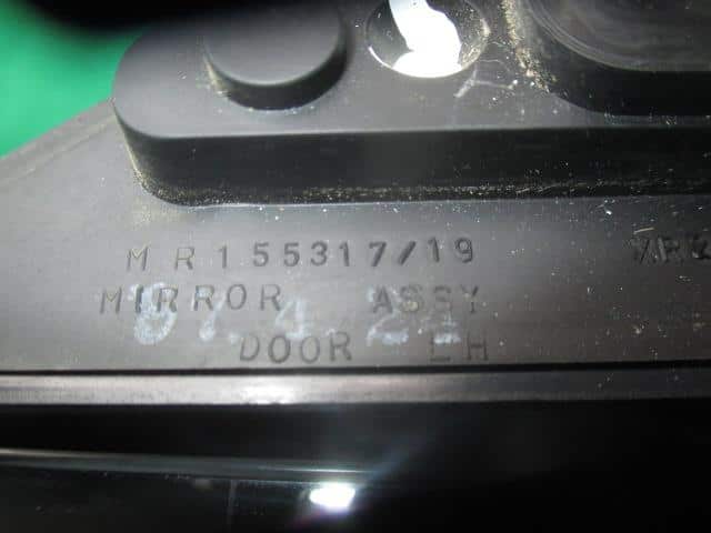 Left Side Mirror MITSUBISHI Pajero Jr 1997 E-H57A — photo 4