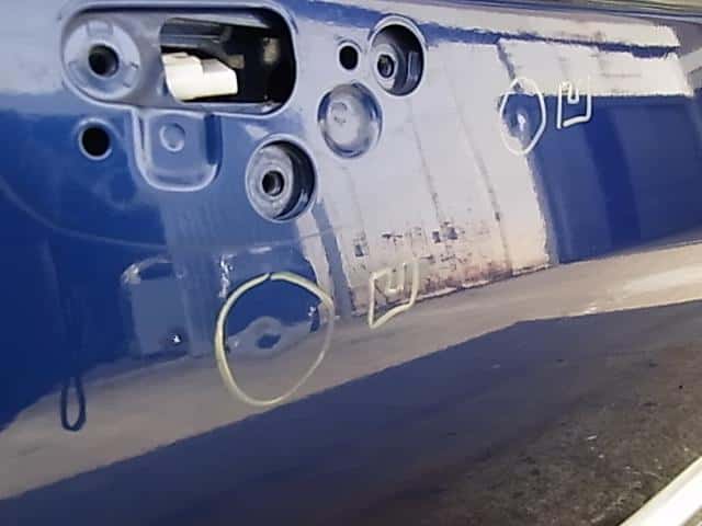 Front Left Door Assembly MITSUBISHI RVR 1998 GF-N61W — photo 2