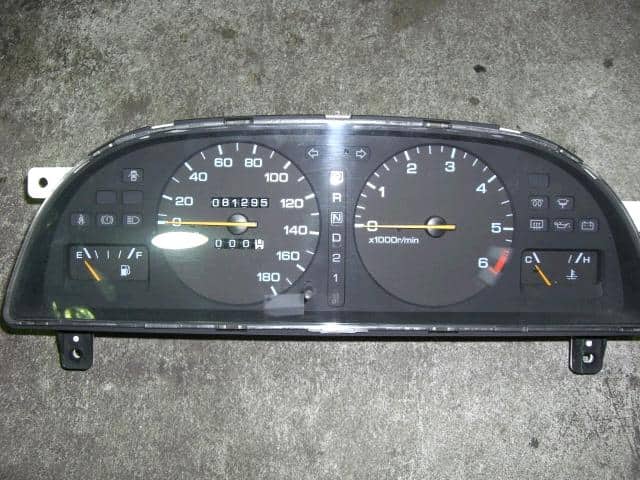 Speedometer NISSAN Largo 1993 Y-VNW30 5C508 — photo 1