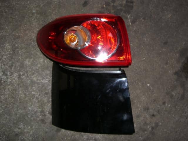Left Tail Light MAZDA Demio 2004 DBA-DY3W D47151160B — photo 2
