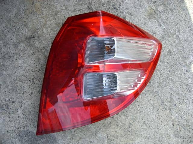 Right Tail Light HONDA Fit 2008 DBA-GE6 — photo 1