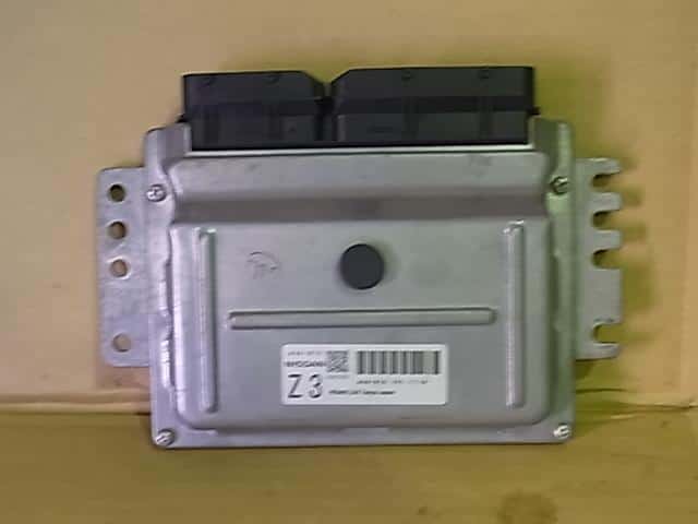 Engine Control Unit NISSAN March 2007 DBA-AK12 — photo 1