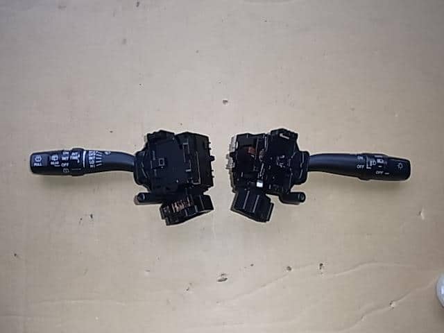 Combination Switch TOYOTA Alphard 2005 CBA-ANH10 — photo 1