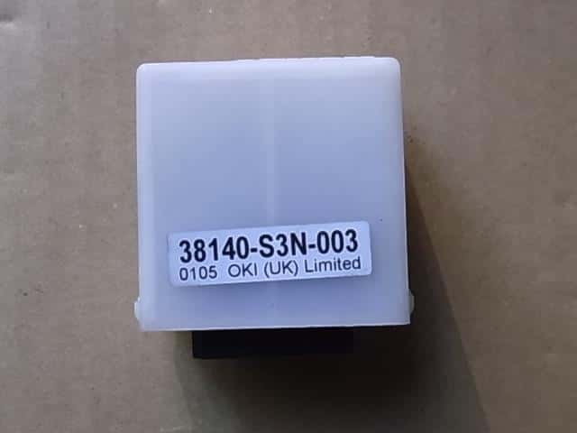 Control Unit HONDA Odyssey 2000 GH-RA6 — photo 1