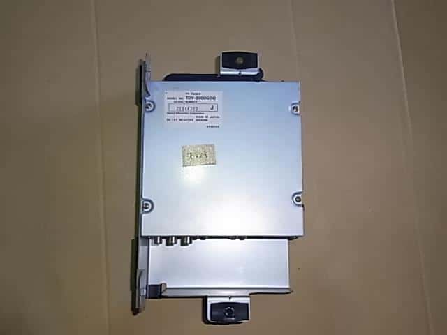 TV Tuner NISSAN X-Trail 2002 TA-NT30 — photo 1
