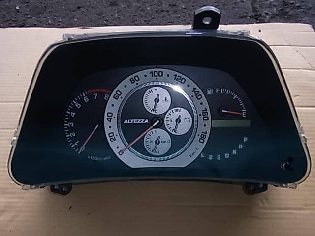 Speedometer TOYOTA Altezza 1999 GF-GXE10 — photo 1
