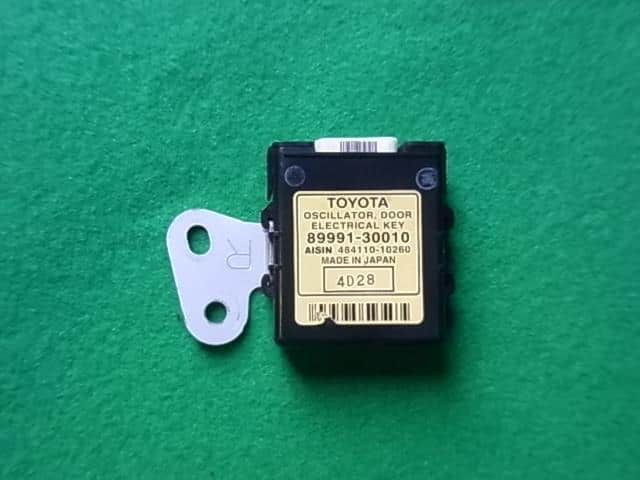 Electrical Component TOYOTA Crown 2004 CBA-GRS182 8999130010 — photo 1