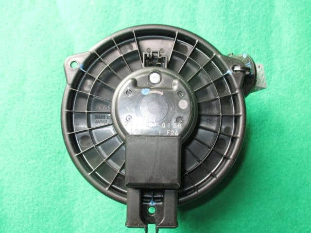 Blower Motor DAIHATSU Mira 2004 TA-L250S — photo 1