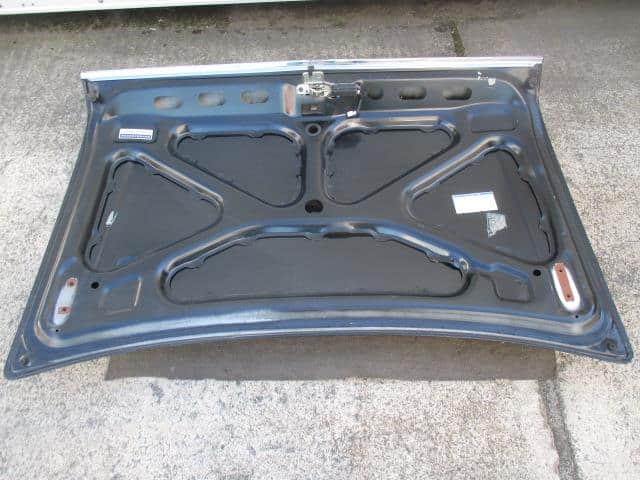 Trunk Panel TOYOTA Century 1988 E-VG40 — photo 3