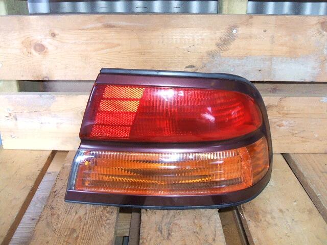 Right Tail Light NISSAN Cefiro 1995 E-A32 — photo 1