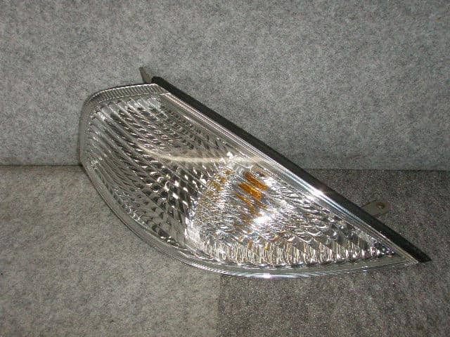 Right Side Marker Light NISSAN Serena 1999 GF-PNC24 — photo 1