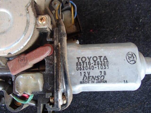Front Right Door Regulator TOYOTA Celica 2000 GH-ZZT231 — photo 2