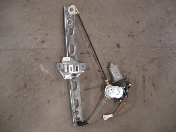 Rear Right Door Window Regulator SUZUKI — photo 1