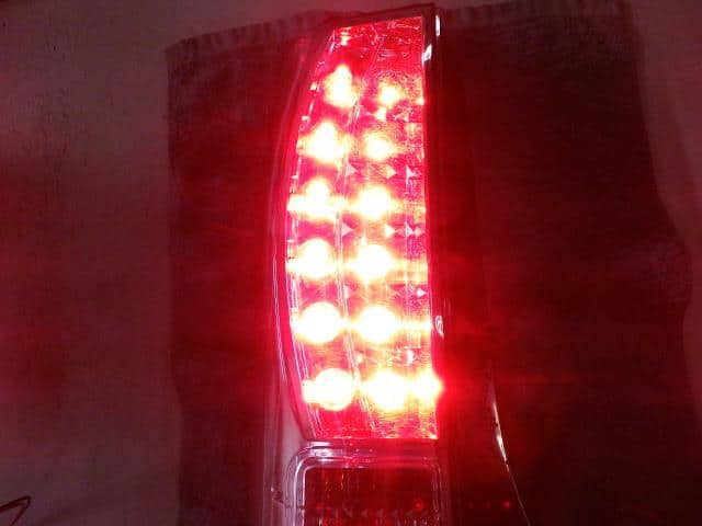 eK wagon H82W Left Tail Lamp light lens X42 SR RCL-010 8331A047 — photo 4