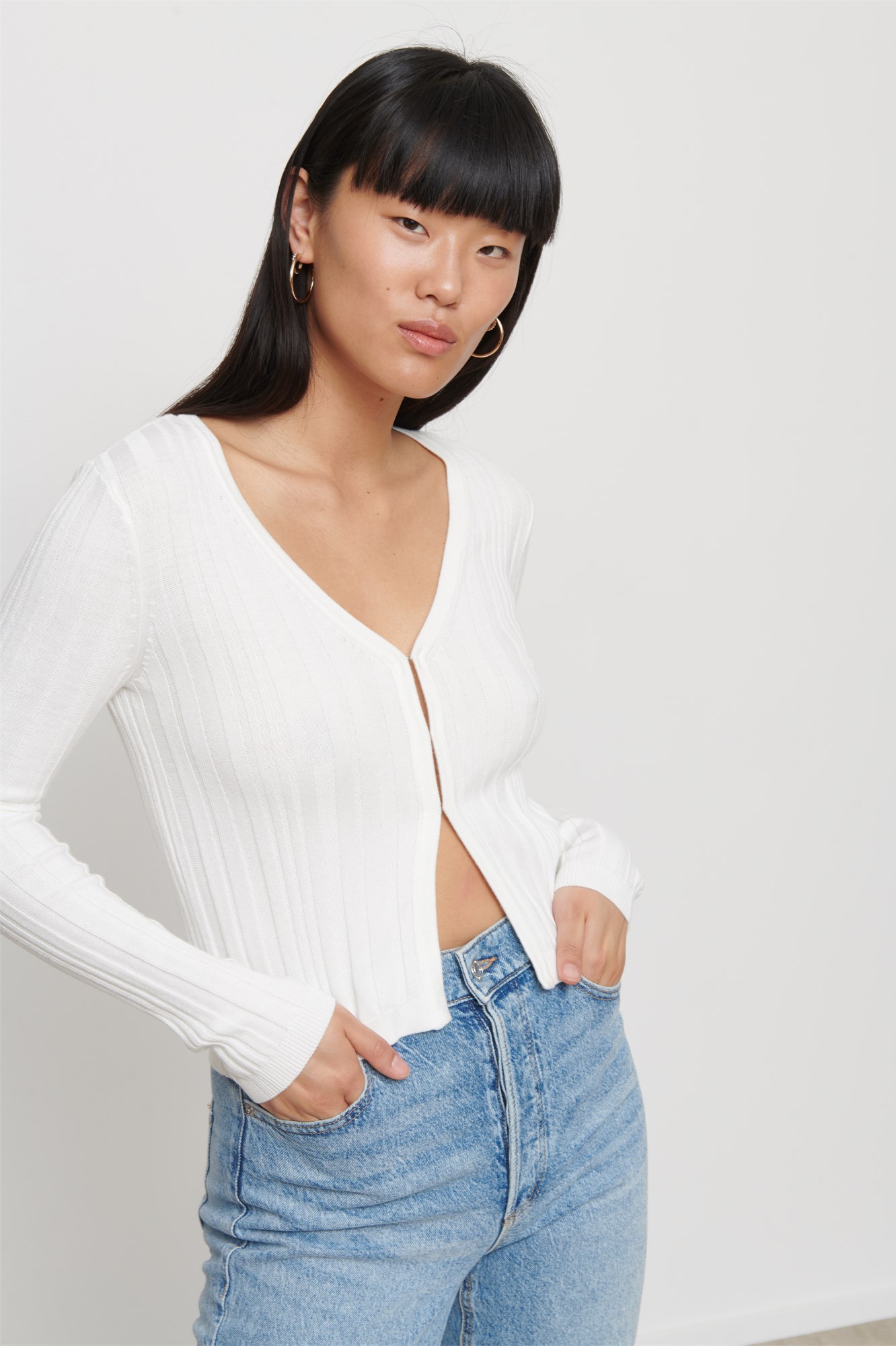 Ethos Ribbed Crop Cardigan