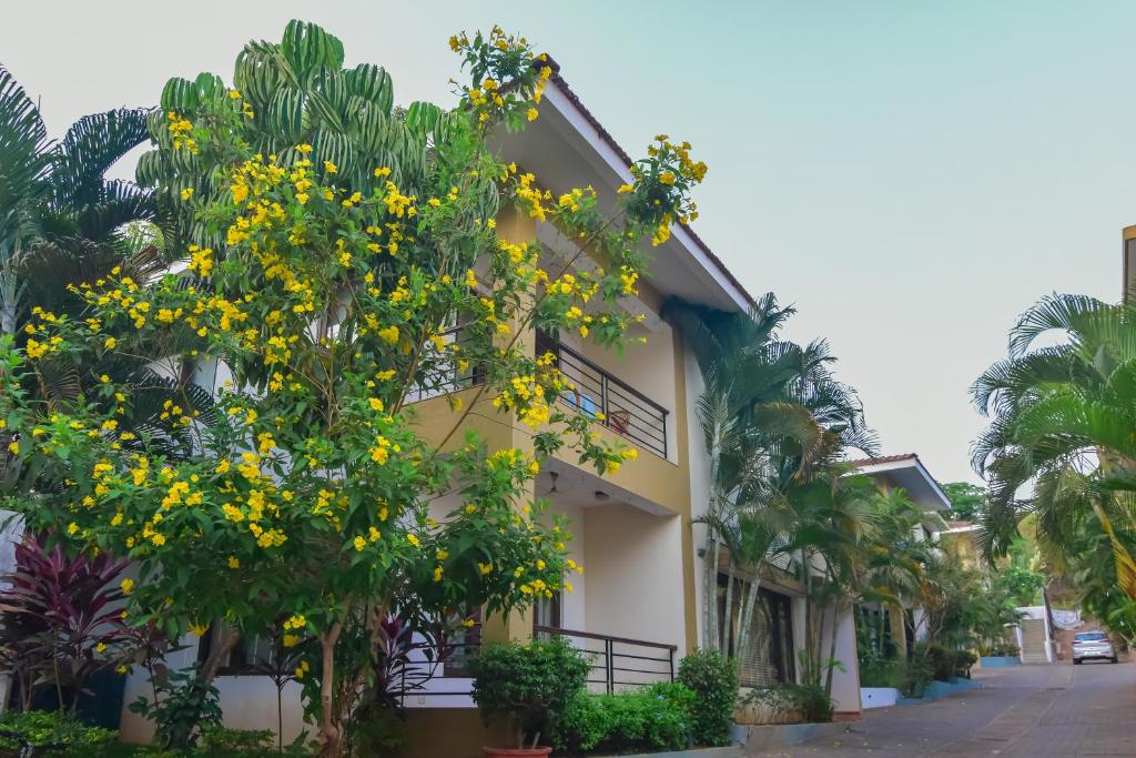 Casa Del Mar