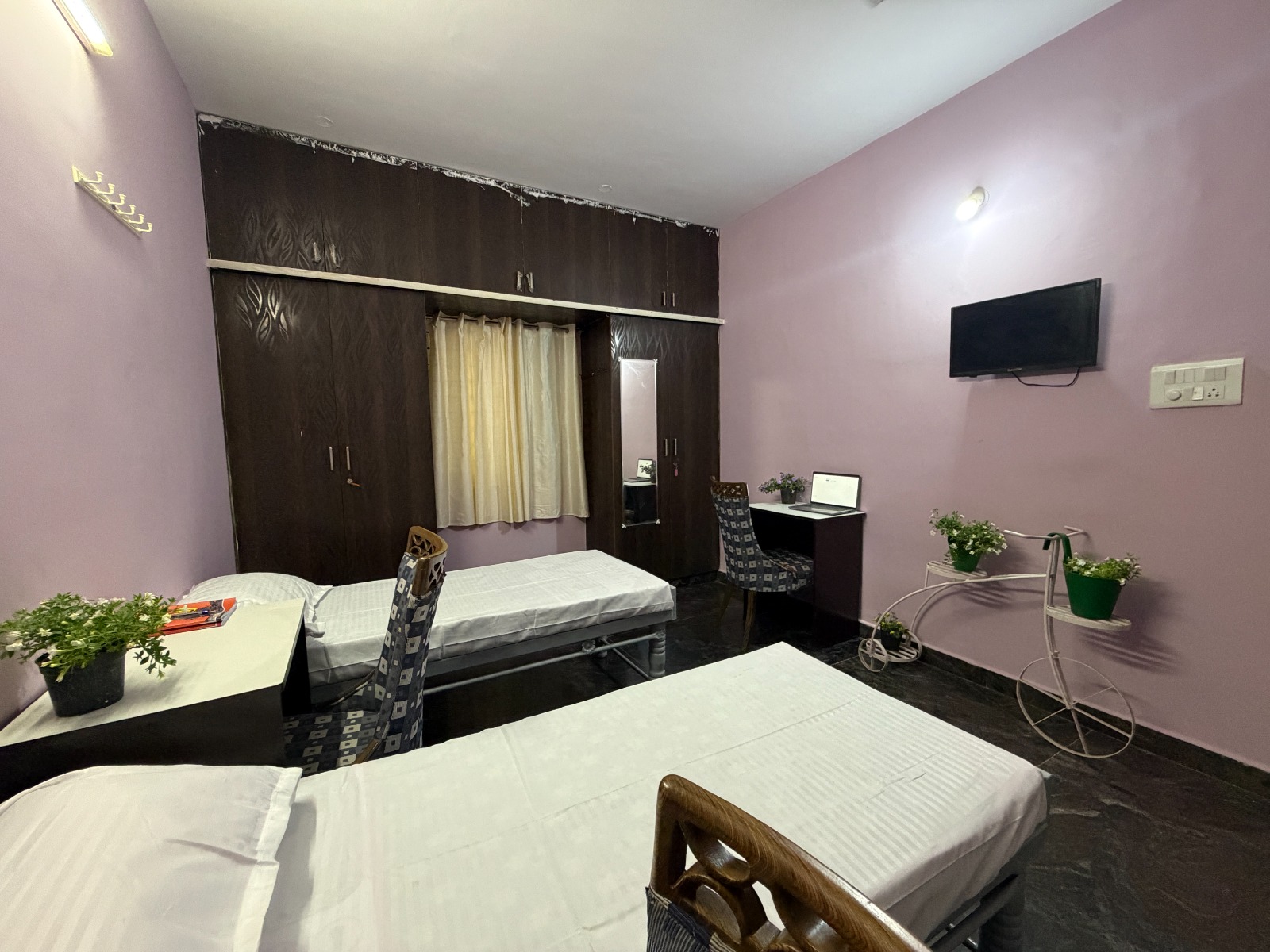 Shelterly: EC2 - 102