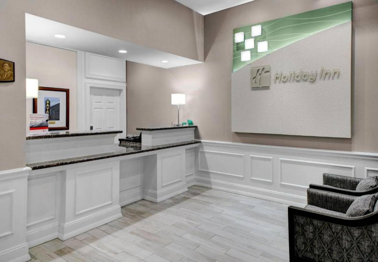 Holiday Inn Savannah Historic District