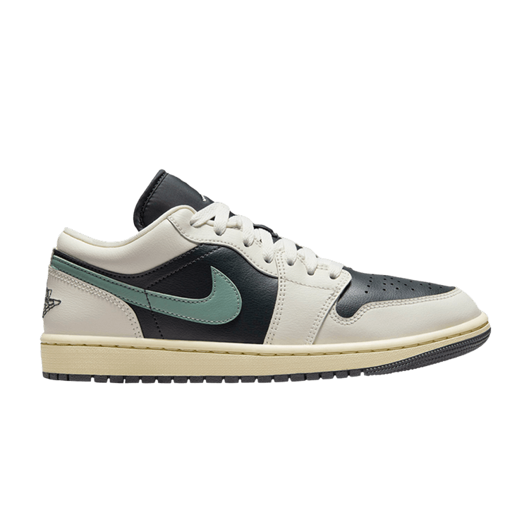 Wmns Air Jordan 1 Low 'Jade Smoke' Raffles