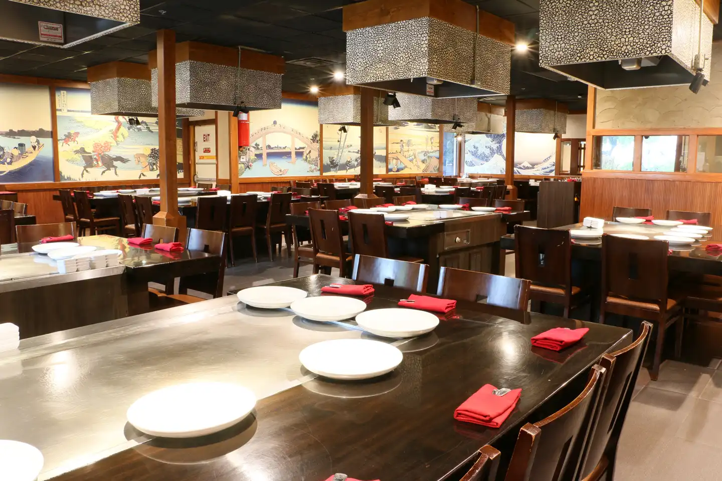 Shogun Pasadena ambiance