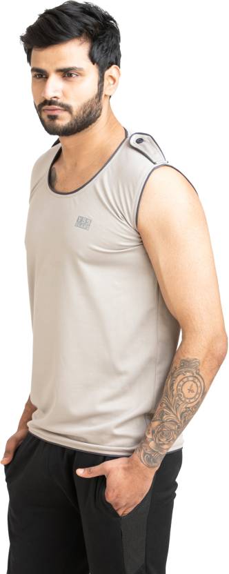 Men Solid Round Neck Polyester Grey T-Shirt