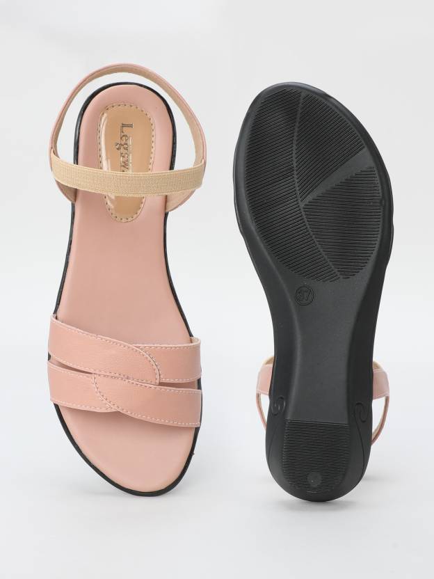 Women Flats Sandal  (Black , 4)