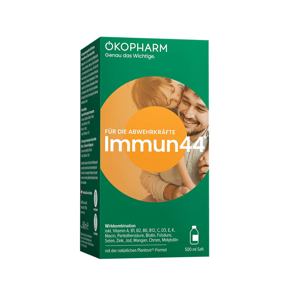 Produktabbildung von ÖKOPHARM Immun44, einem Nahrungsergänzungsmittel zur Unterstützung des Immunsystems. Die Verpackung zeigt eine grüne Farbe mit einem orangefarbenen Kreis, der das Produkt und seine Wirkung hervorhebt. Zu den Inhaltsstoffen gehören Vitamine und Mineralien, die zur Stärkung der Abwehrkräfte beitragen.
