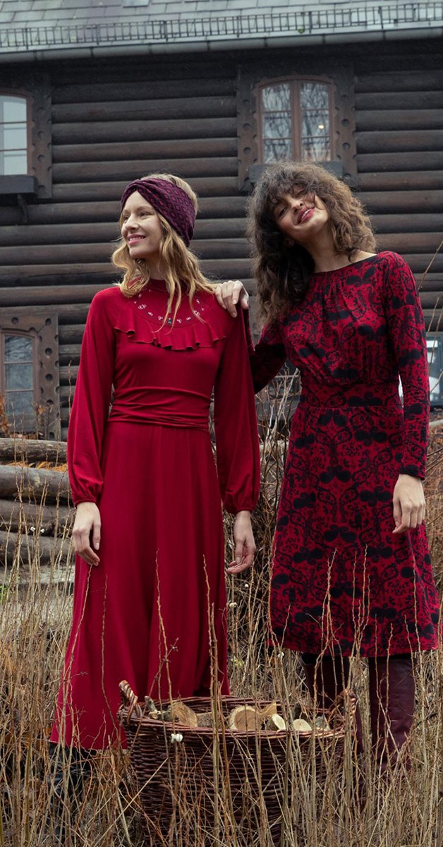 Retro Style Midi Dress- Moonstruck Meadow enchantet Red