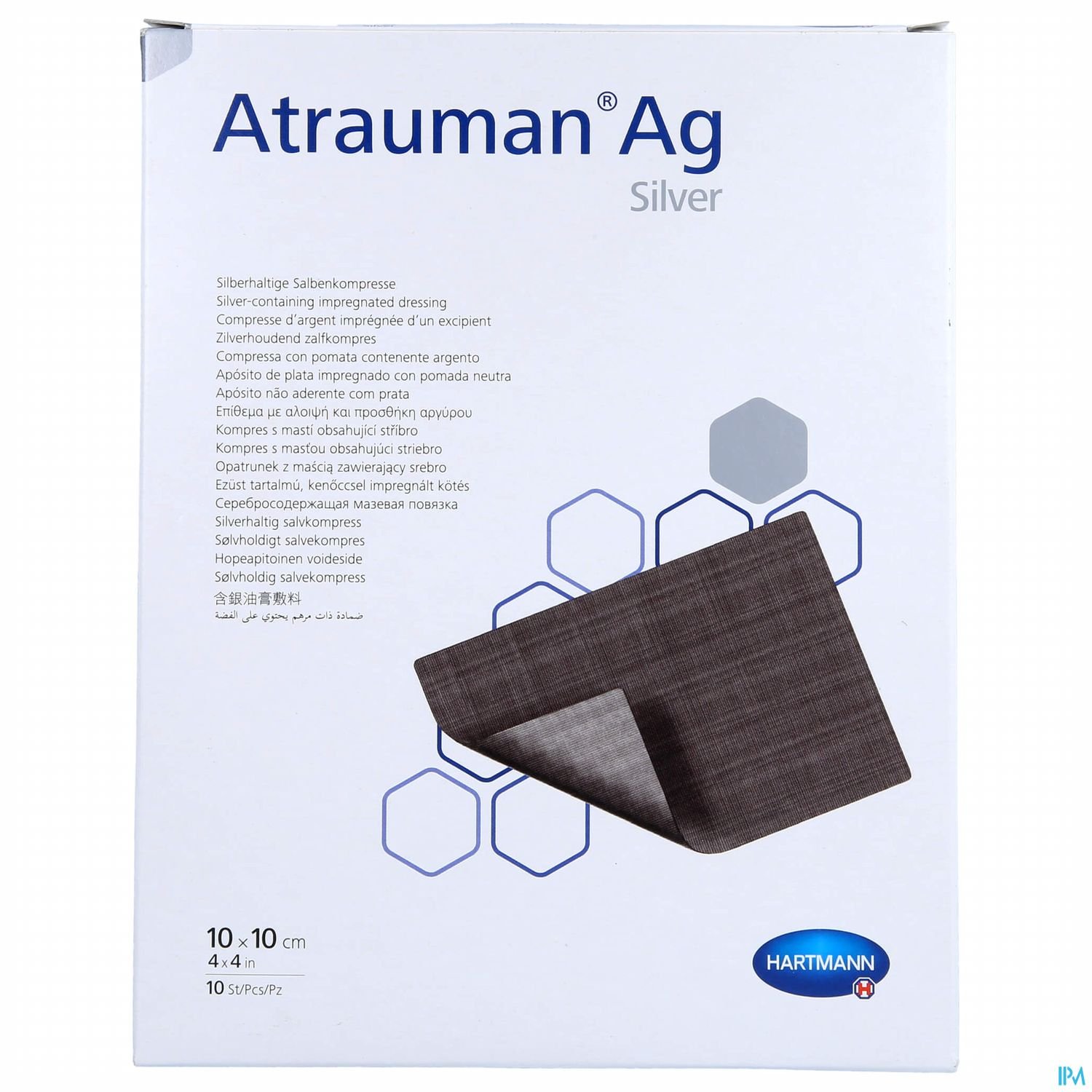 Verpackung des Produkts Atrauman® Ag Silver, mit Informationen über die Größe (10x10 cm) und den Inhaltsstoffen sowie Anweisungen in mehreren Sprachen.