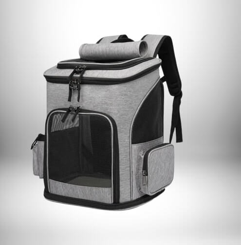 Sac à dos transport chat gris spacieux pour animaux de compagnie avec des poches de rangement et une fenêtre en filet.