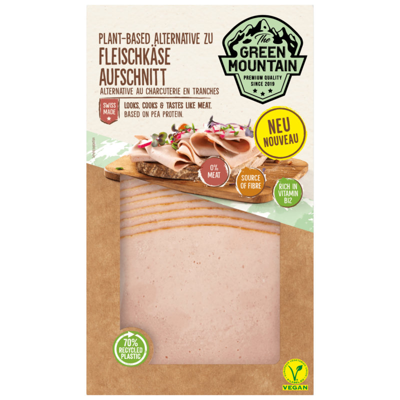 Plant Based Alternative to Meatloaf Slices, 100g Zero meat. Zero cheese. Truly unique.
Like meatloaf – only better, that's our "The Green Mountain" meatloaf sliced ​​meat. Better for you because the sliced ​​meat contains a lot of protein and vitamin B12 and fewer calories and salt than the conventional equivalent. Better for everyone because its production causes less CO2 than meat. We are proud to bring the first vegan meatloaf sliced ​​meat onto the market. Another piece of genuine enjoyment without any meat!