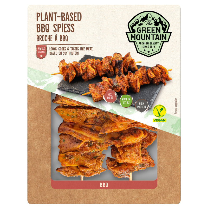 Plant Based BBQ Skewer, 180g Nothing stuffy. Real barbecue. Our plant-based BBQ skewers.
Real barbecue fun with our barbecue skewers - the finely marinated plant-based BBQ skewers impress at every barbecue. The simple preparation of our skewers makes them a barbecue favorite. Fry in the pan or grill, serve on a salad, done.