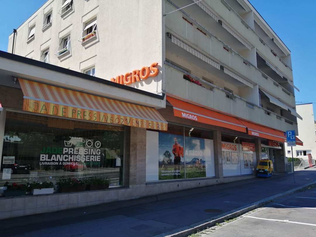 Migros (M) Lausanne - Bellevaux Rte Aloys-Fauquez 97, 1018 Lausanne, Switzerland (null)